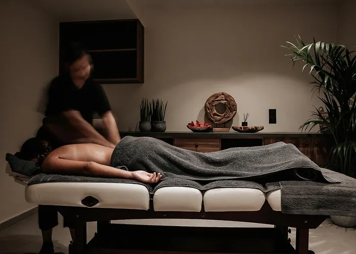 מלון Meni & Tigaki