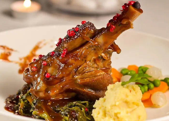 מלון Meni & Tigaki