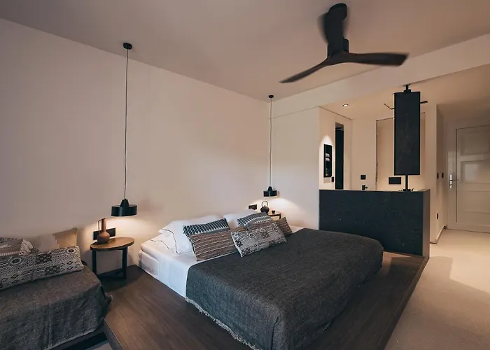 Meni & Hotel 4*