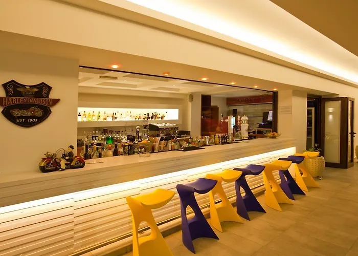 Hotel Meni & 4*