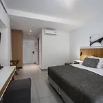 Meni & Szálloda 4*
