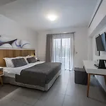 Szálloda Meni & 4*