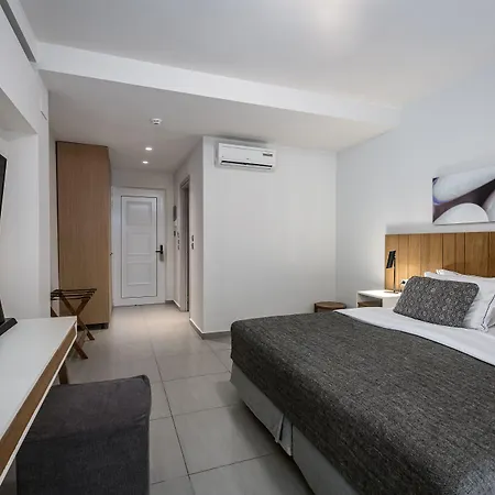 Meni & Hotel 4*
