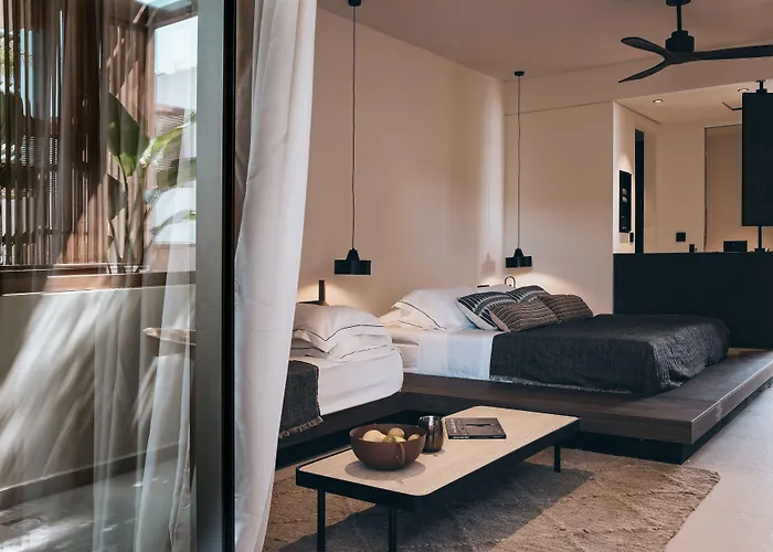 Meni & Hotel 4*