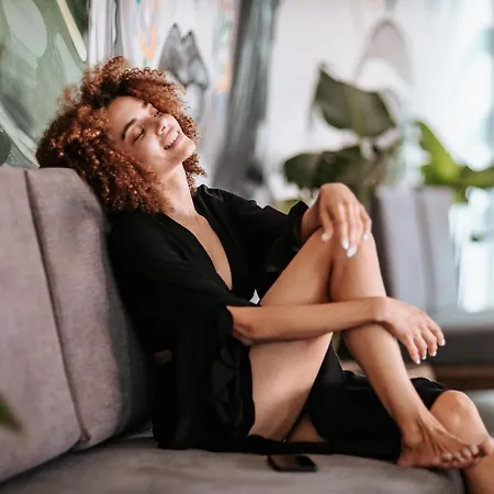 Meni & Ξενοδοχείο 4*