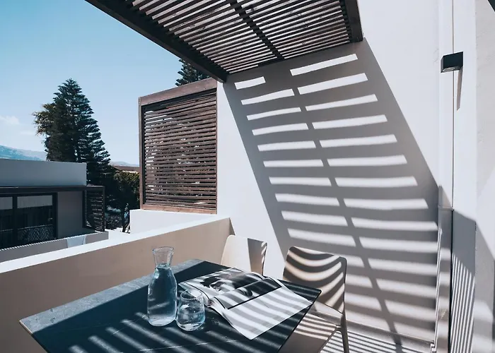 Hotel Meni &